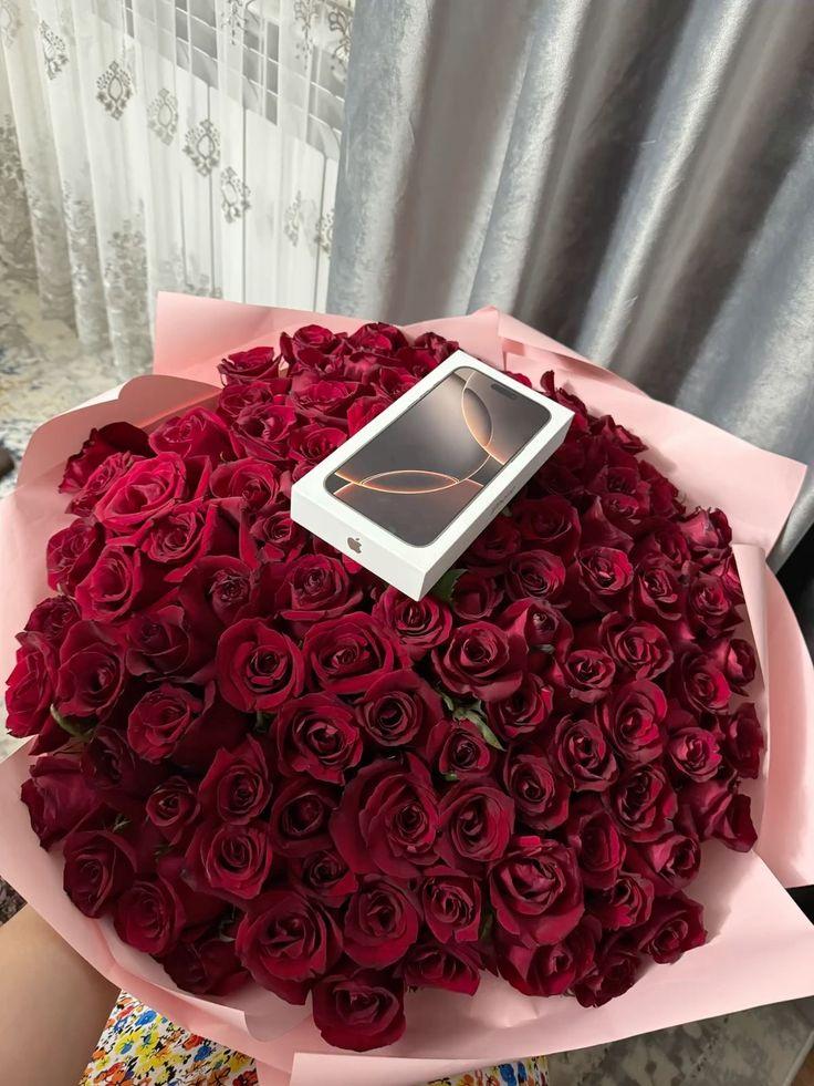 Ventralo Matrix workshop space where corporate flower arrangements are designed and prepared for business delivery